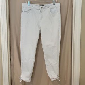 ann taylor white capri jeans
